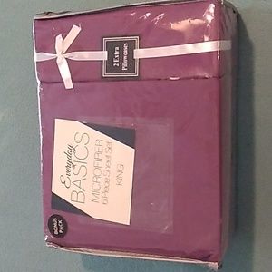 NWT Microfiber King Sheet Set (6 Pieces)